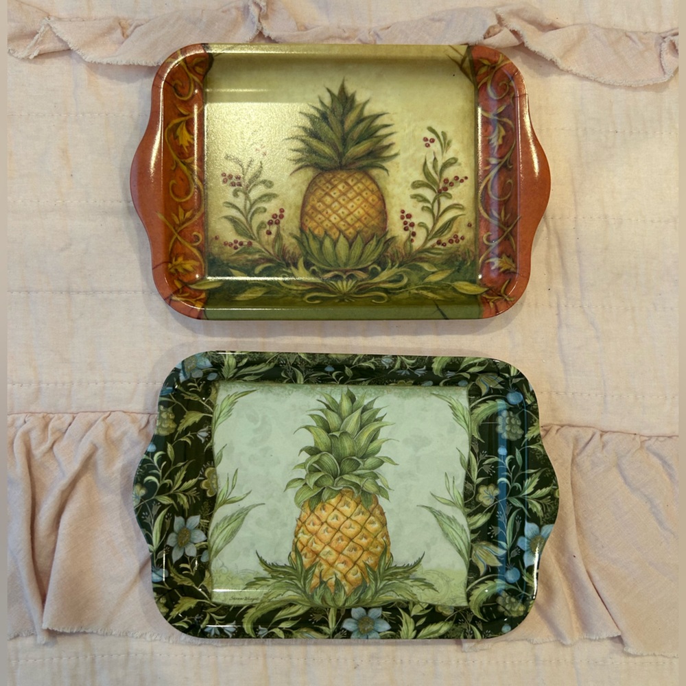 Two Pineapple Trinket Dishes 🍍🍍